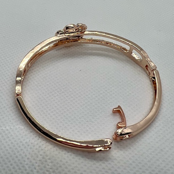 NEW! Fashion Rose Gold Tone Camila #5 Bracelet with Tiny Rhinestones - Stunning! - Picture 6 of 11